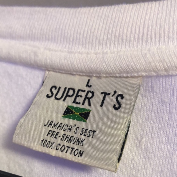 Super t’s size large white tee shirt - Picture 4 of 4